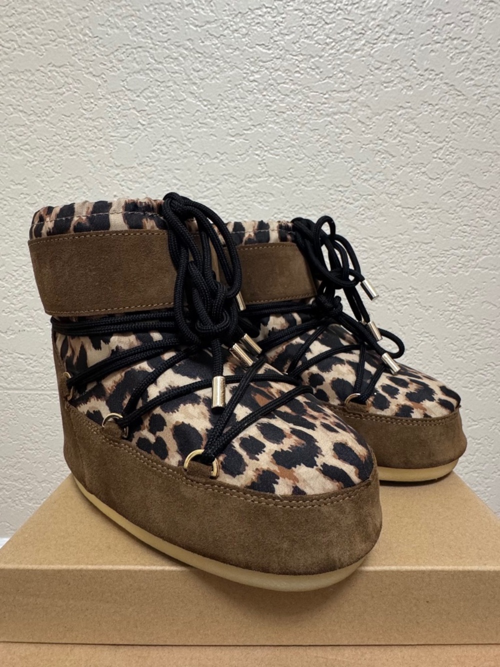MOON BOOT Animal Print Icon Low Boots